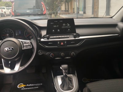 2020 Kia Forte 2.0 EX 4 p At