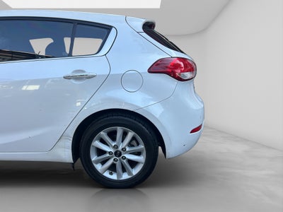 2019 Kia Forte 2.0 EX Premium 4 p At