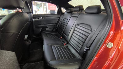 2023 Kia Forte 2.0 GT Line Sedan At