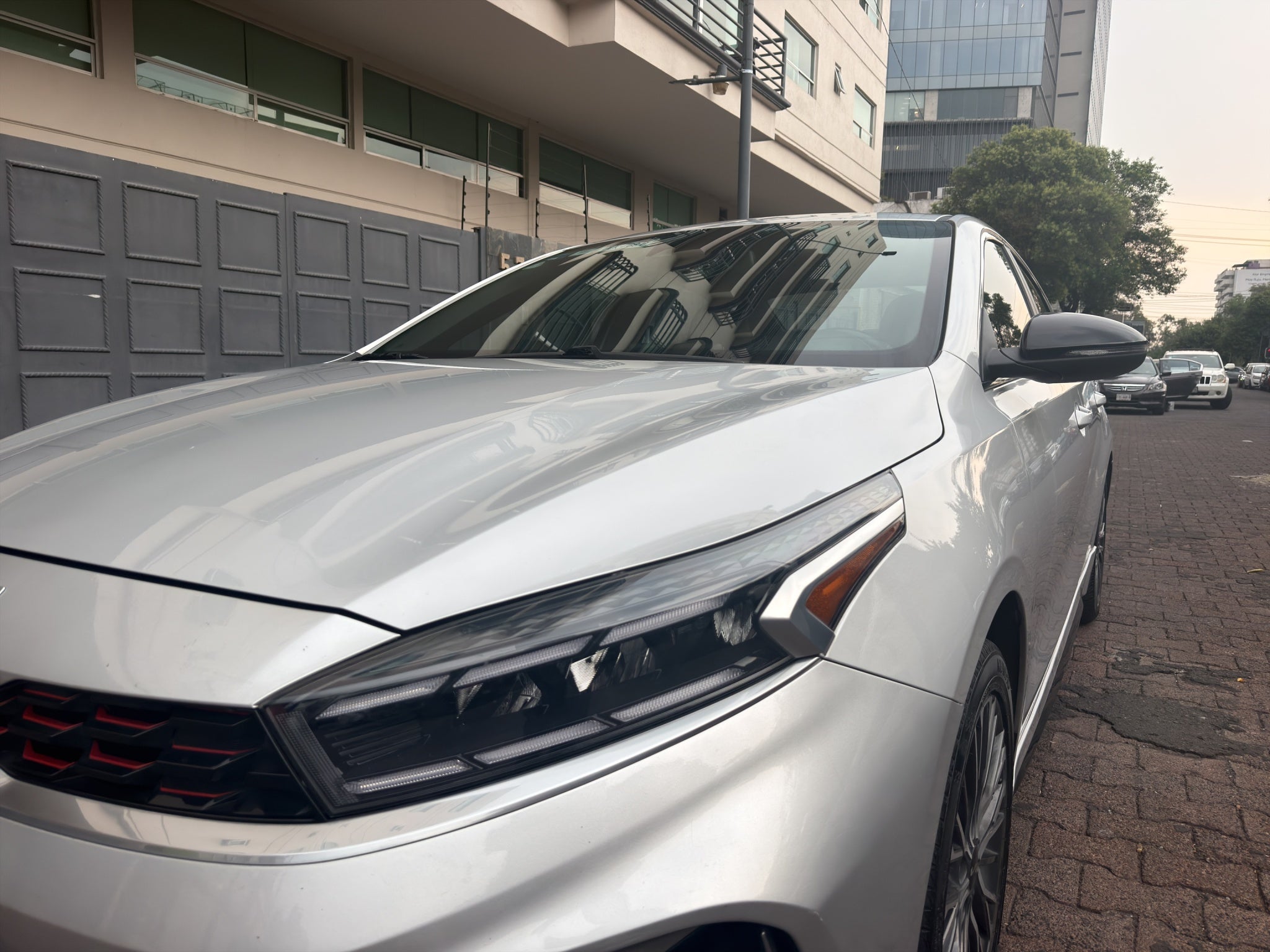 2022 Kia Forte 2.0 GT Line 4p At