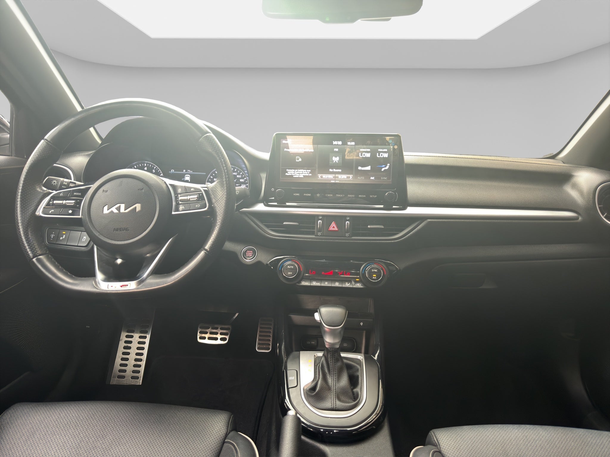 2022 Kia Forte 2.0 GT Line 4p At