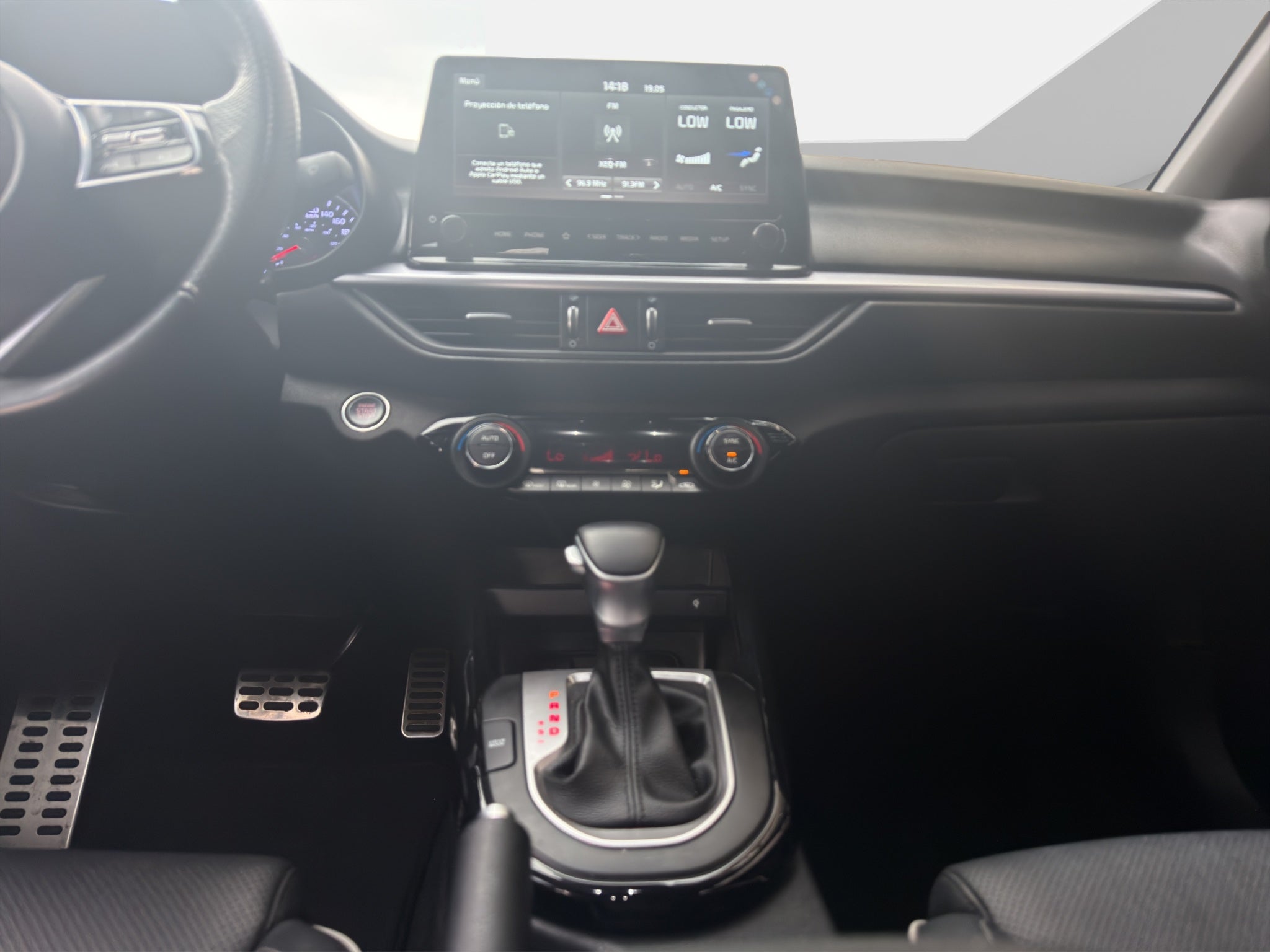 2022 Kia Forte 2.0 GT Line 4p At