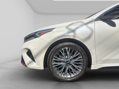 2023 Kia Forte 2.0 GT Line Sedan At