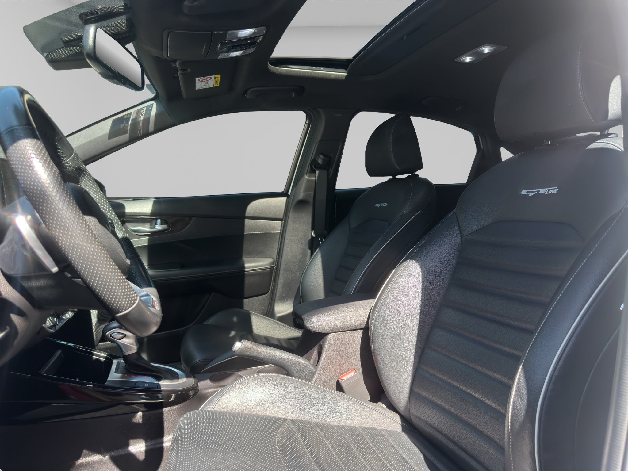 2023 Kia Forte 2.0 GT Line Sedan At