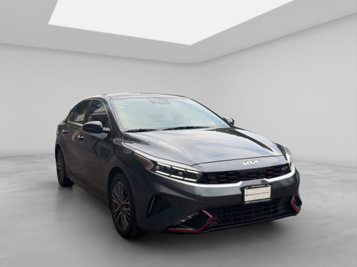 2023 Kia Forte 2.0 GT Line Sedan At