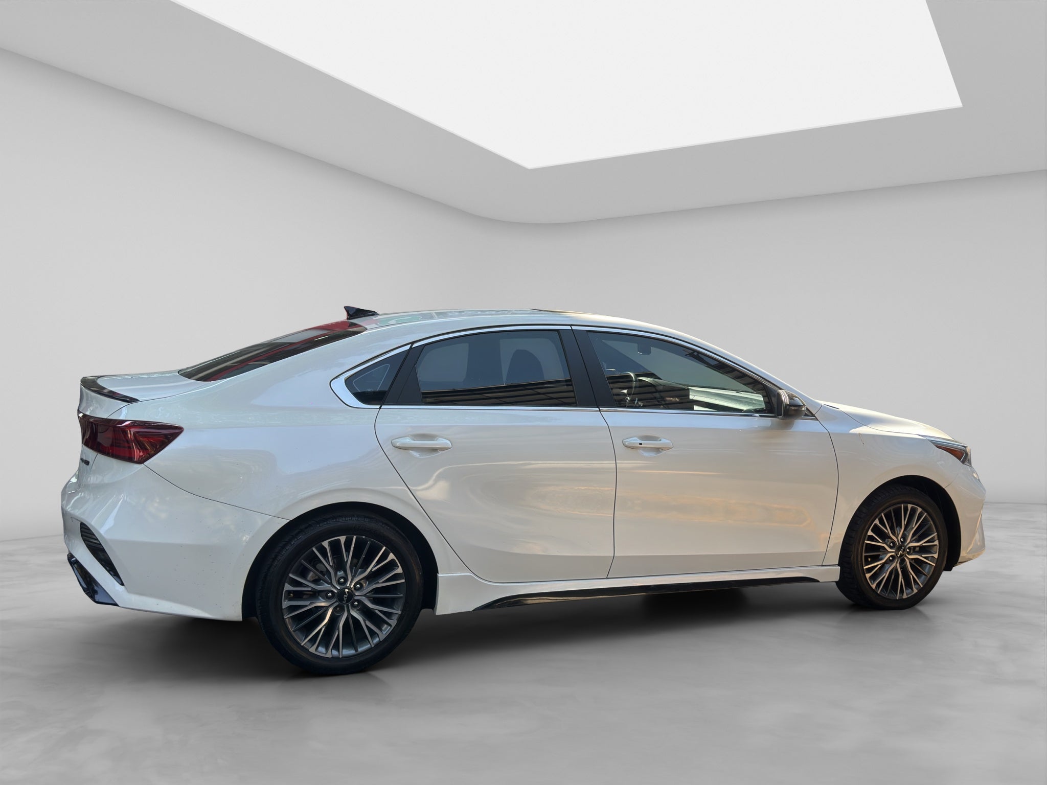 2022 Kia Forte 2.0 GT Line 4p At