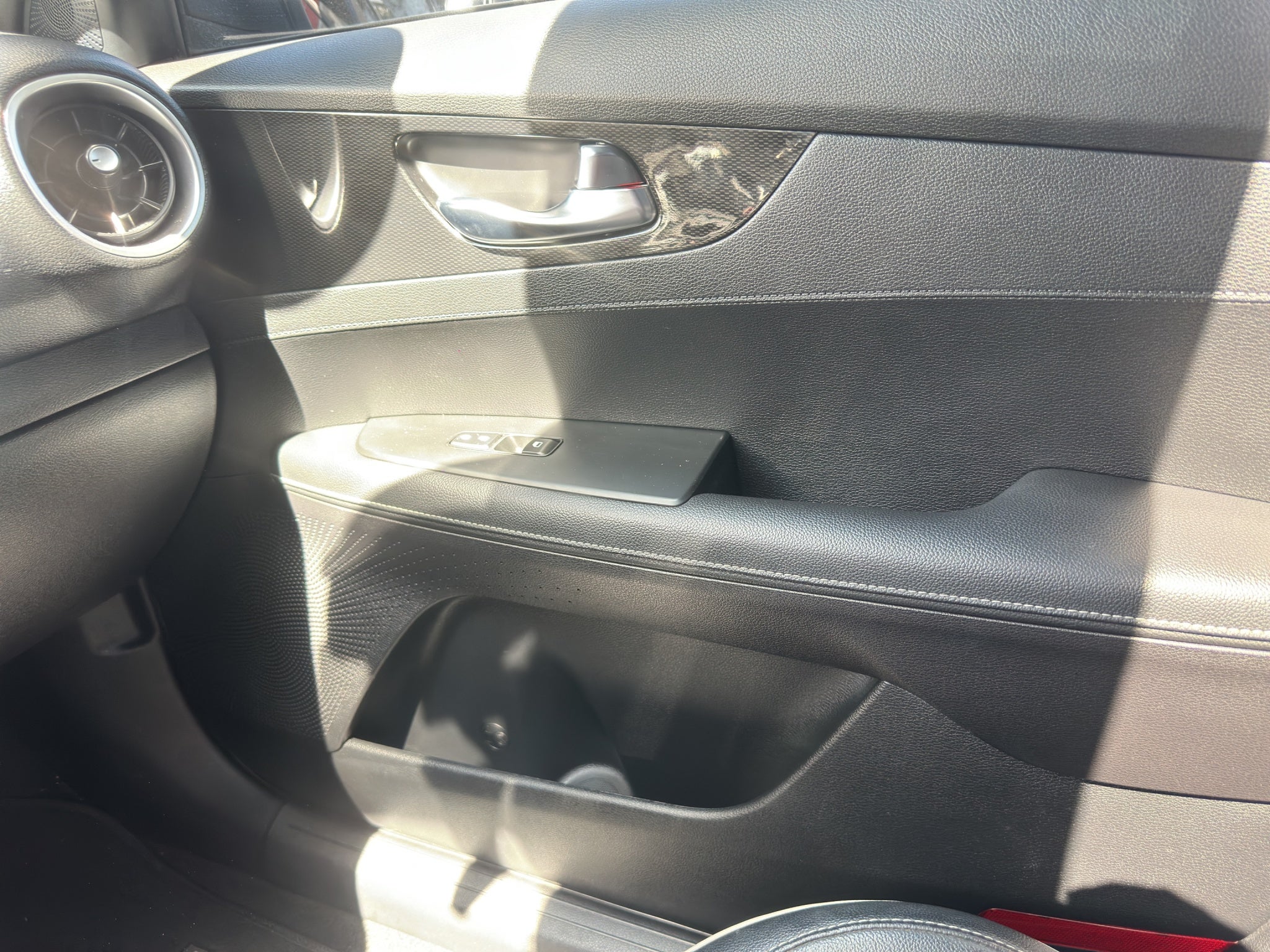 2022 Kia Forte 2.0 GT Line 4p At