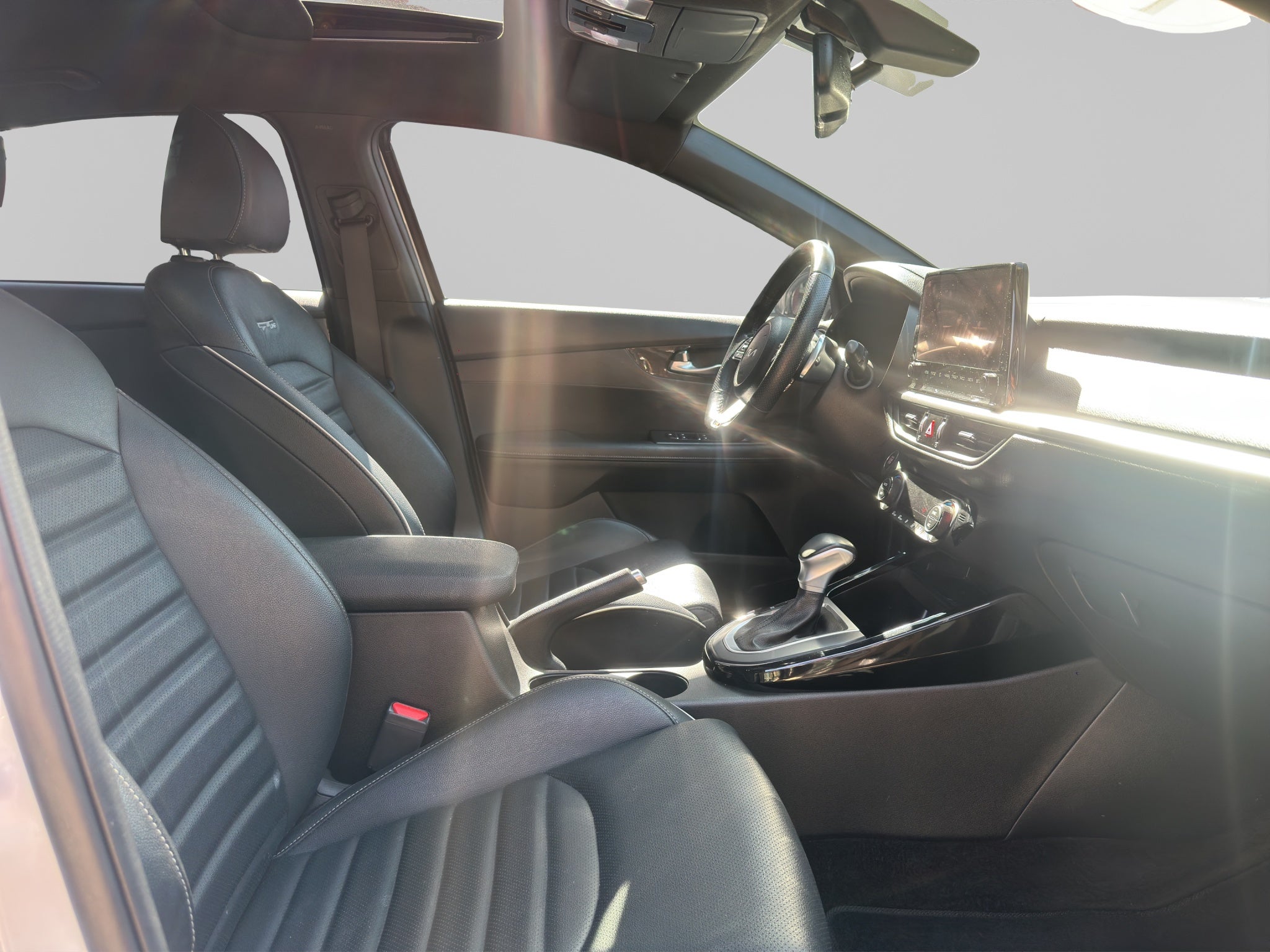 2022 Kia Forte 2.0 GT Line 4p At