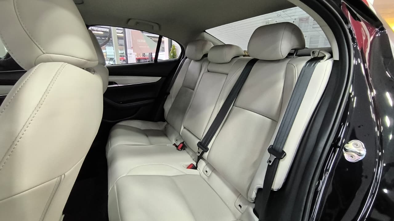 2025 Mazda Mazda 3 2.5 Signature Sedan At