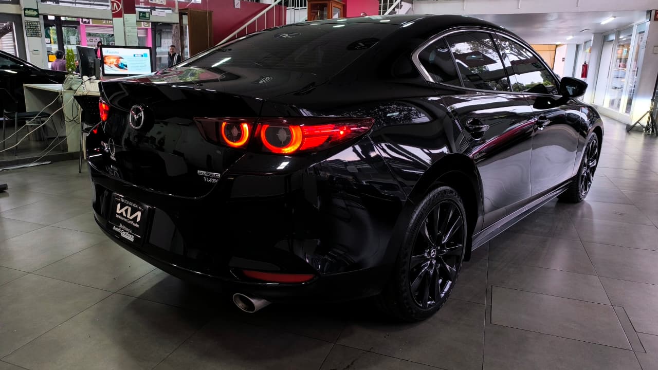 2025 Mazda Mazda 3 2.5 Signature Sedan At