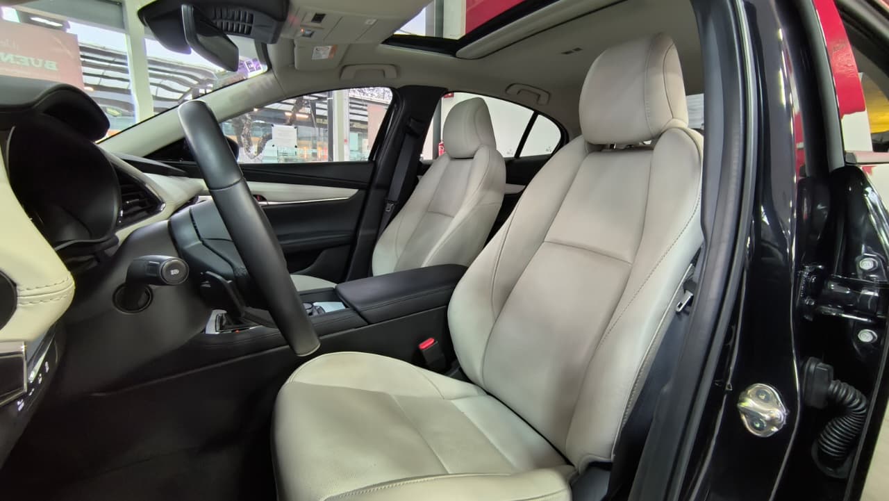 2025 Mazda Mazda 3 2.5 Signature Sedan At