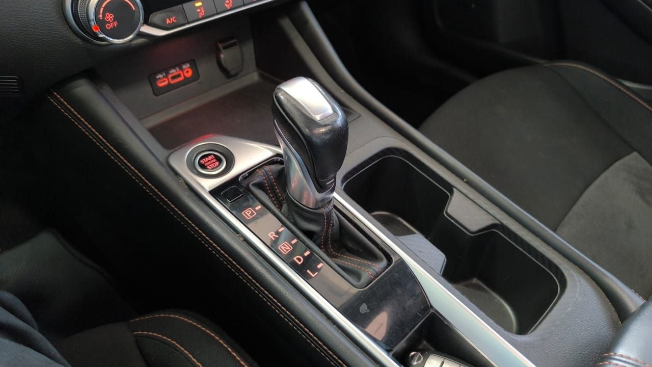 2023 Nissan Sentra 2.0 SR At