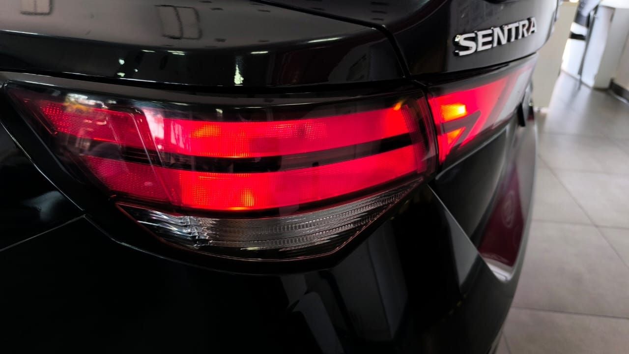 2023 Nissan Sentra 2.0 SR At