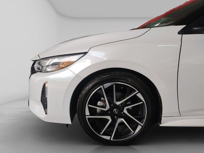 2024 Nissan Sentra 2.0 SR Bi-Tono At