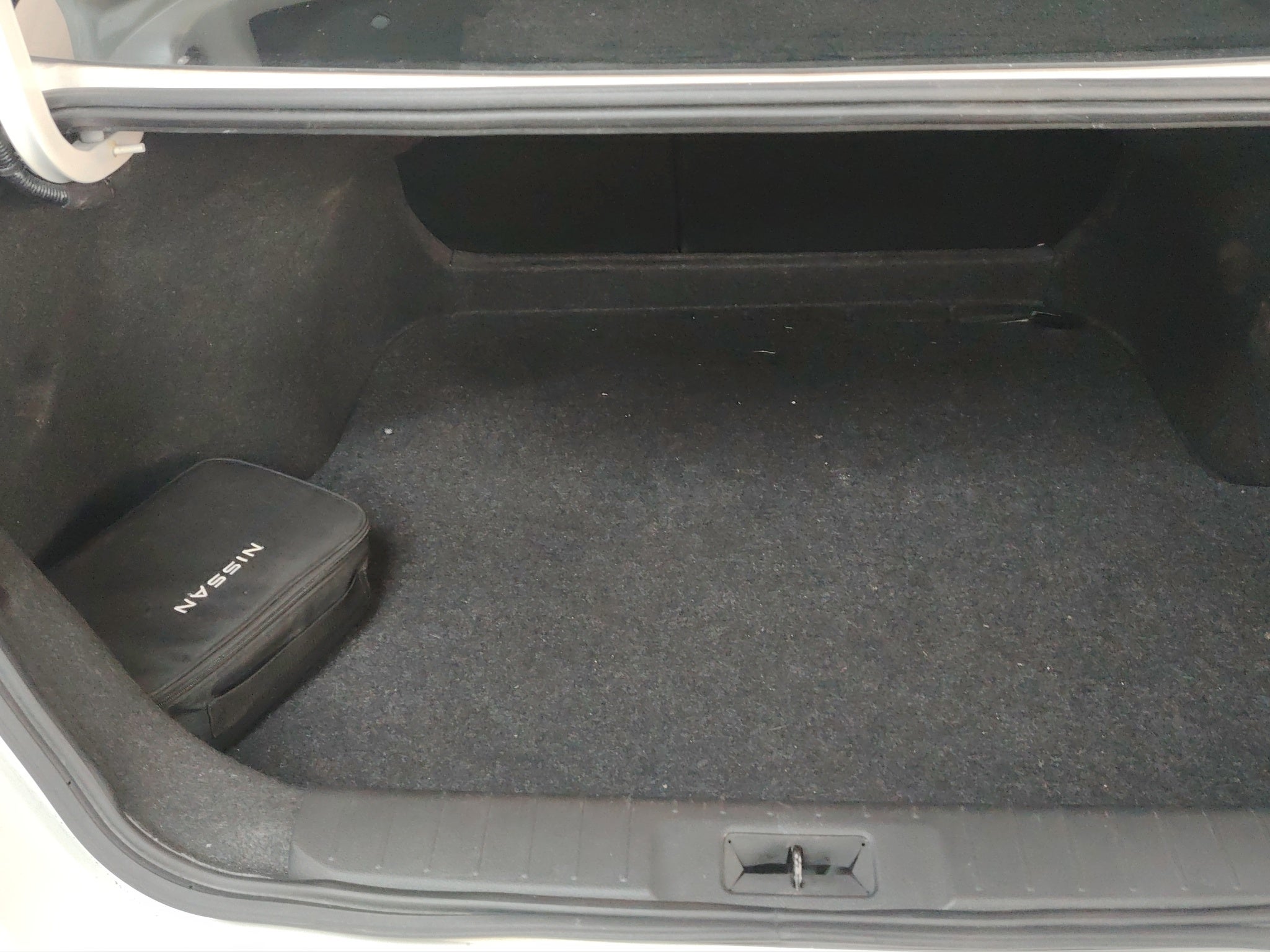 2024 Nissan Sentra 2.0 SR Bi-Tono At