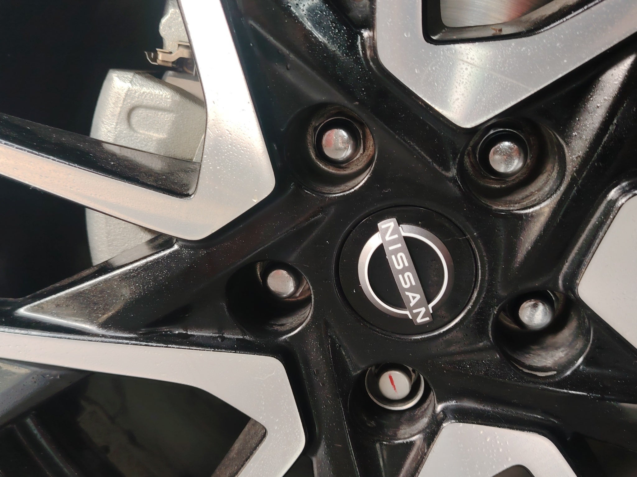 2024 Nissan Sentra 2.0 SR Bi-Tono At