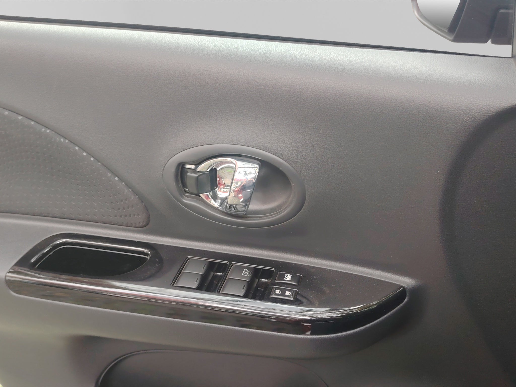 2023 Nissan March 1.6 Advance Mt