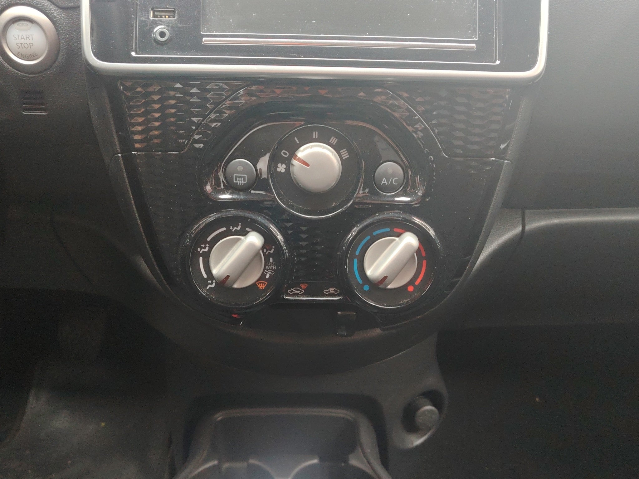 2024 Nissan March 1.6 Advance Mt