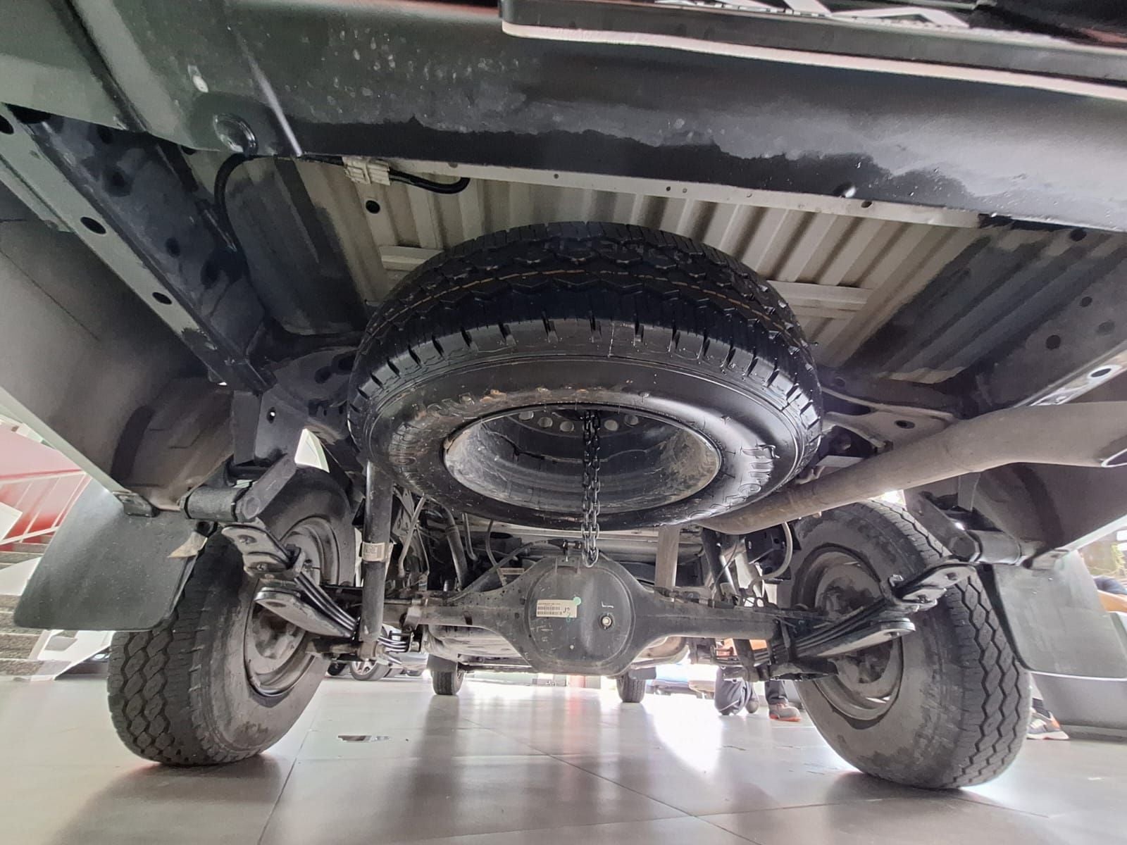 2020 Nissan NP300 Doble Cabina 2.5 SE Paq Seguridad Mt