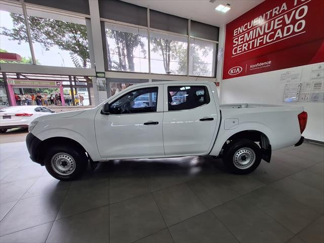 2020 Nissan NP300 2.4 Doble Cabina Se Aa Pack Seg Mt