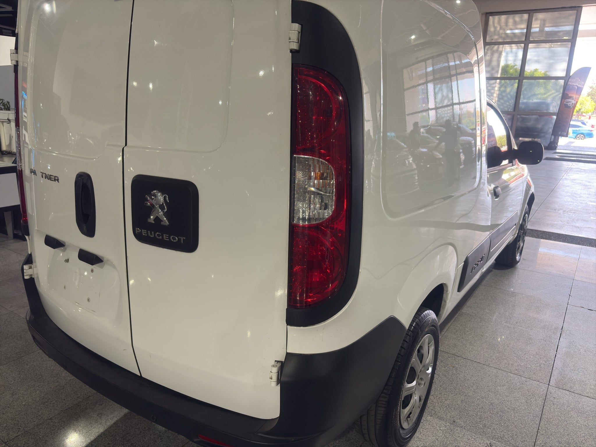2025 Peugeot Partner 1.2 Rapid Mt