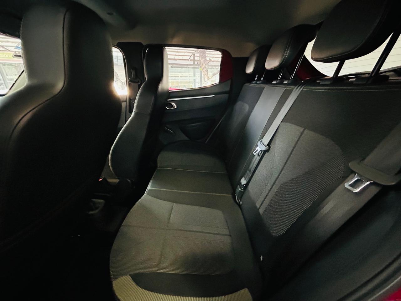 2024 Renault Kwid 1.0 Outsider Mt