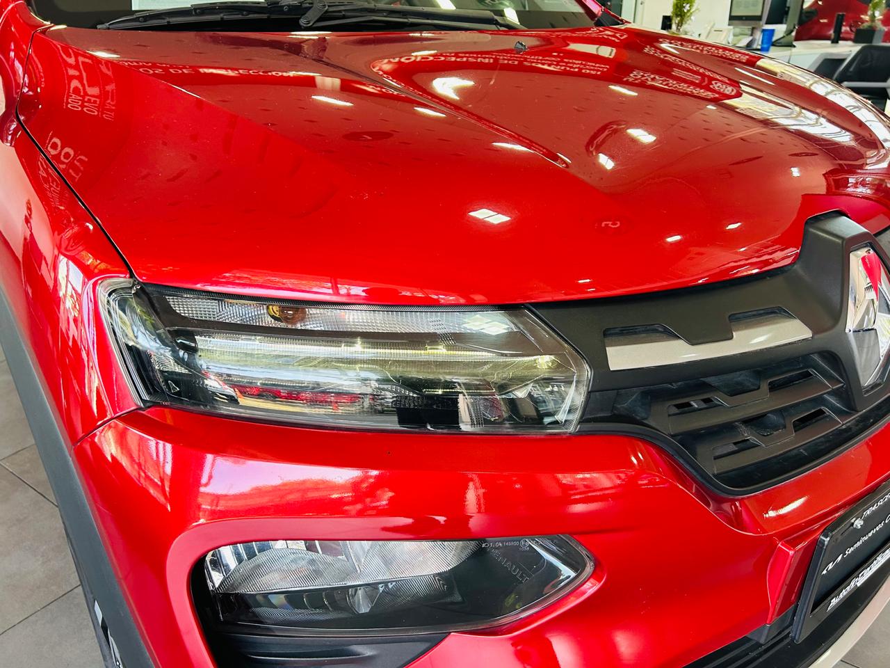 2024 Renault Kwid 1.0 Outsider Mt