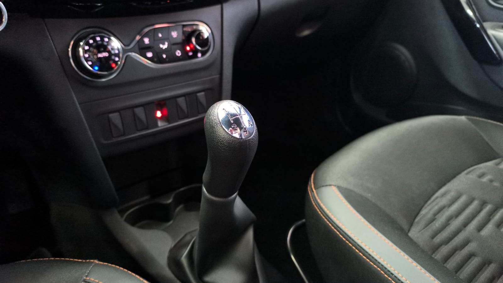 2024 Renault Stepway 1.6 Intens Mt