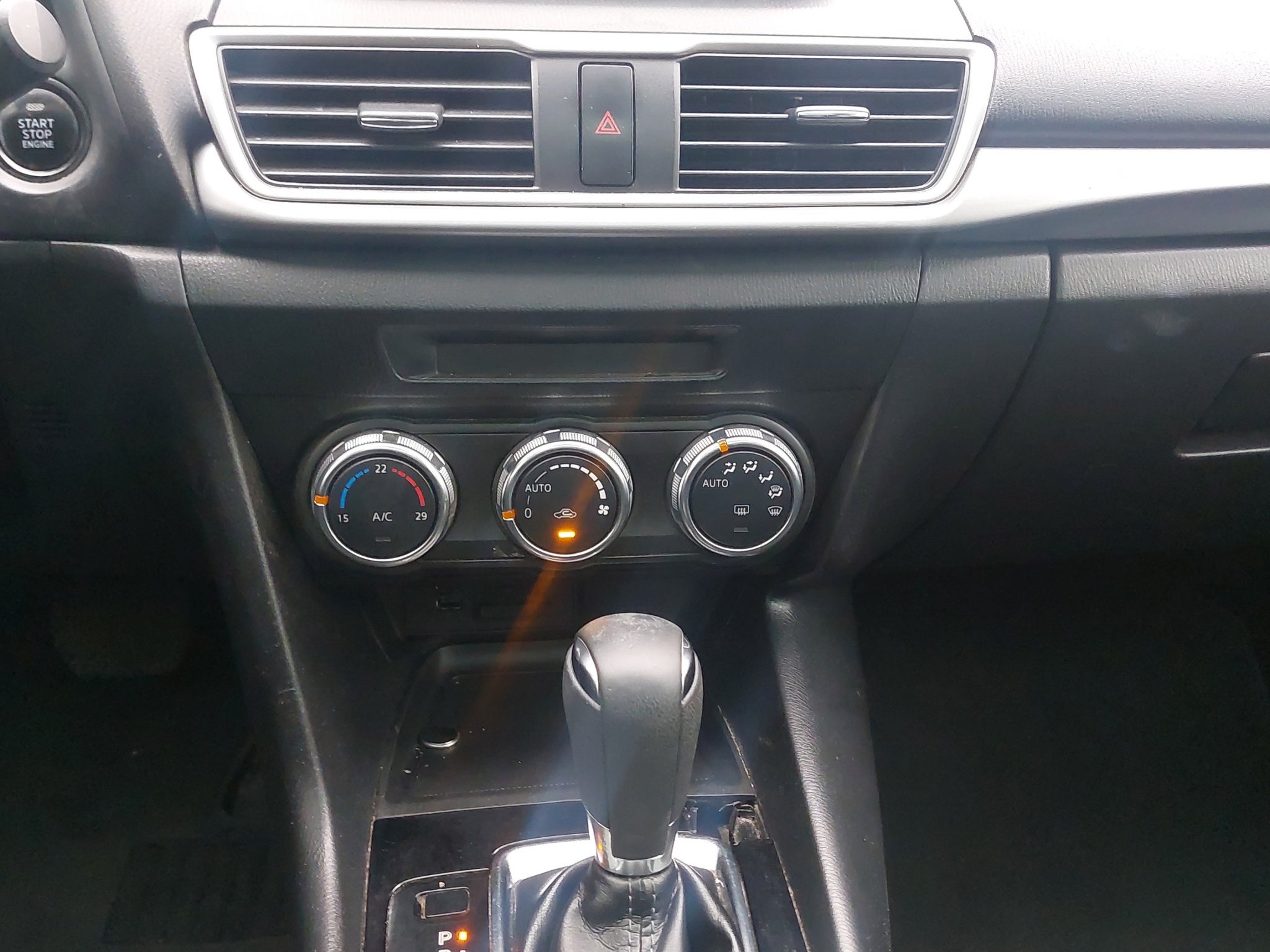 2018 Mazda Mazda 3 2.0 I Touring Hb At