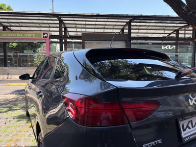 2022 Kia Forte 2.0 LX Mt