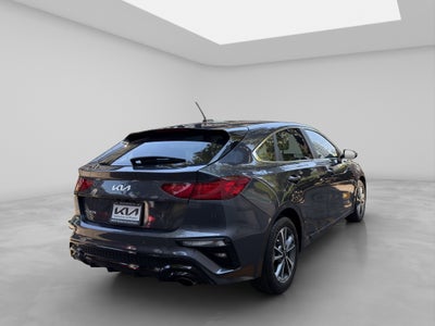 2022 Kia Forte 2.0 LX Mt