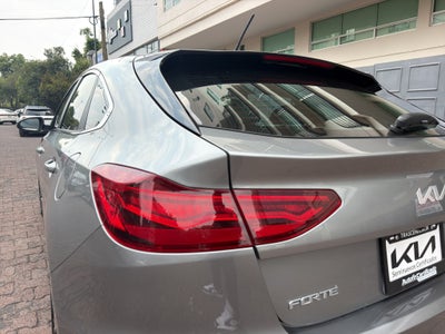2022 Kia Forte 1.6 GT Hb At