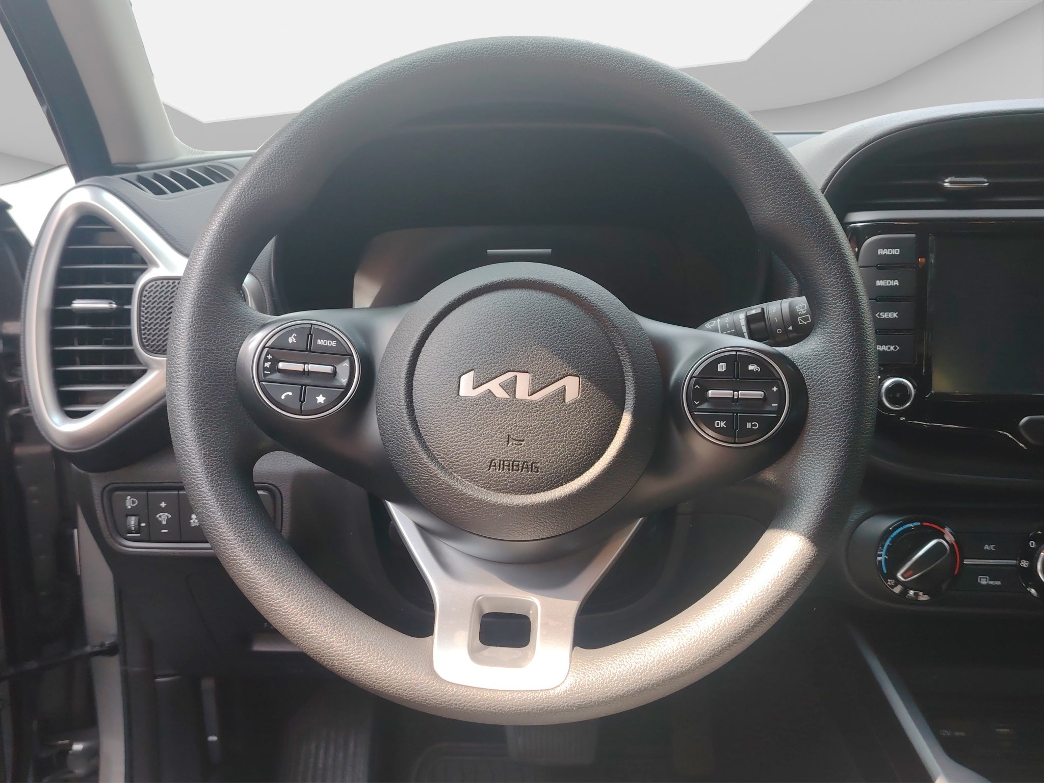 2023 Kia Soul 1.6 LX At