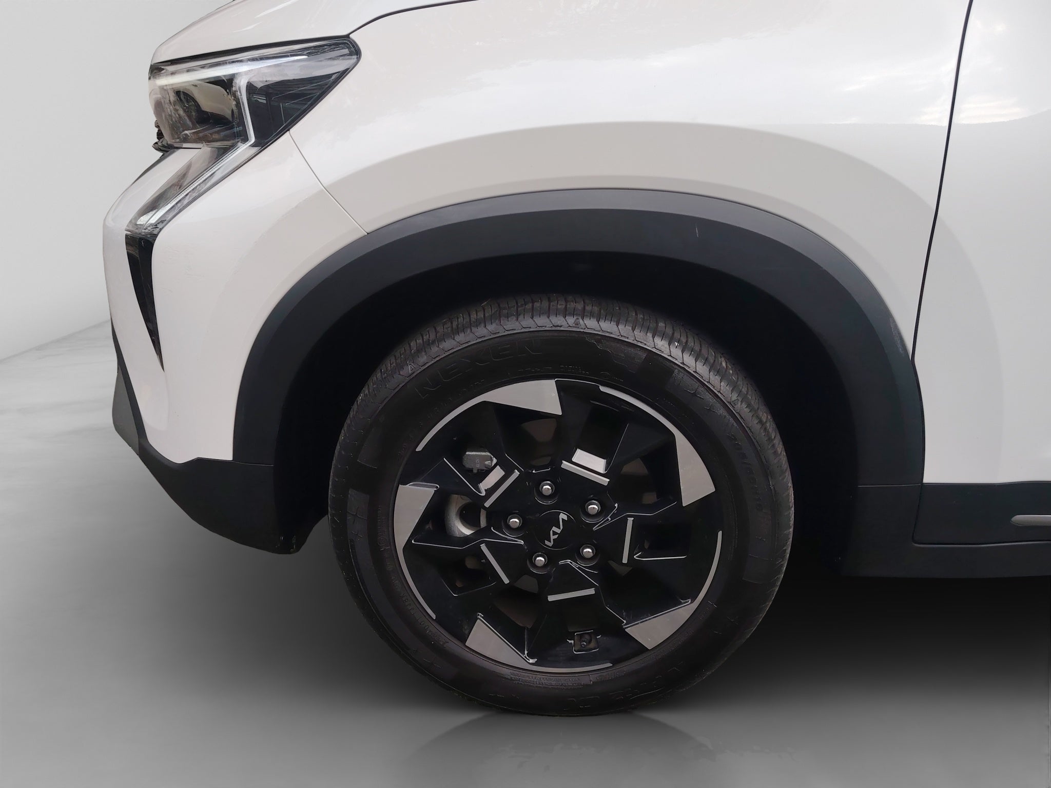 2024 Kia Sonet 1.5 Sx At