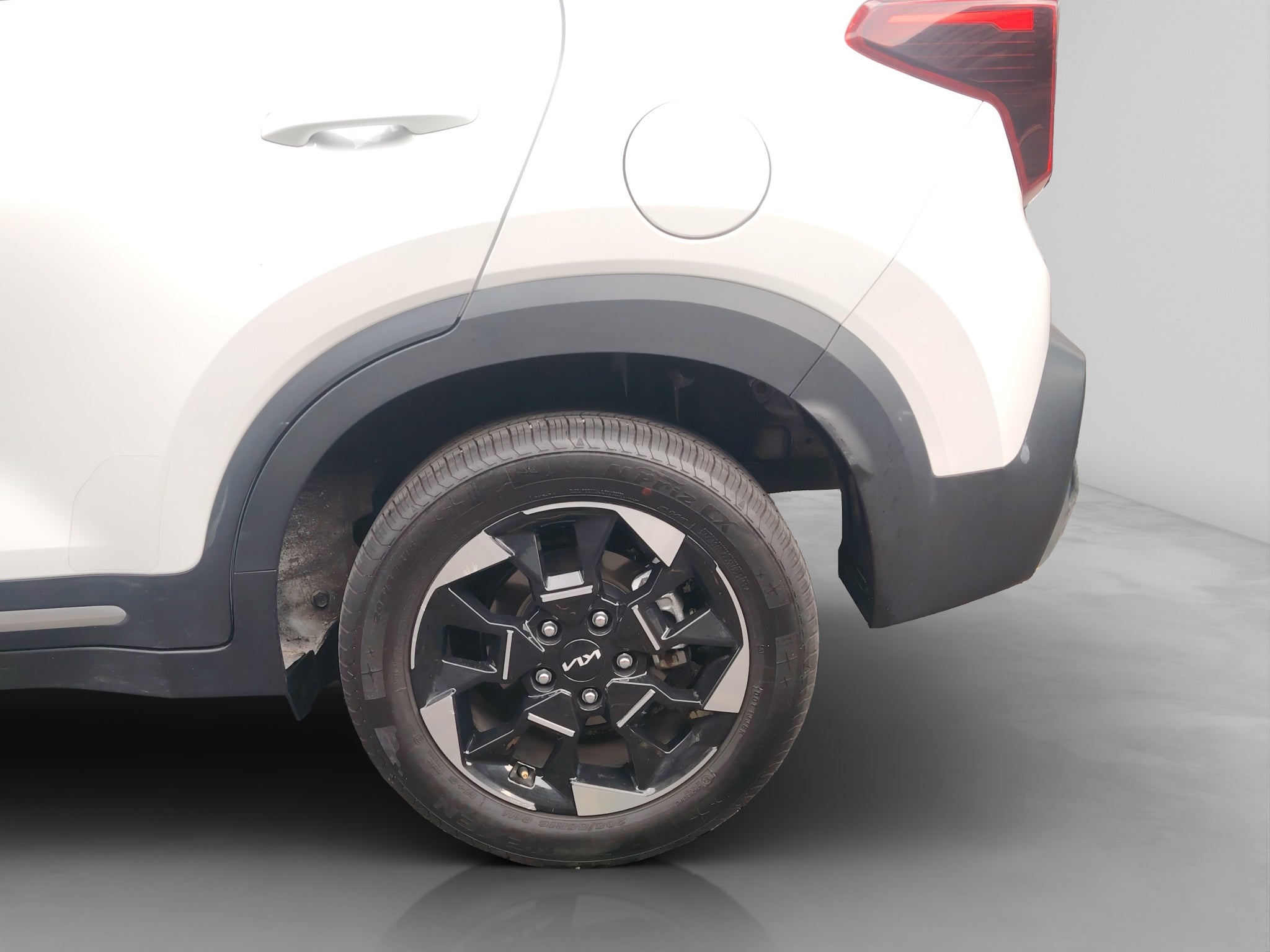 2024 Kia Sonet 1.5 Sx At