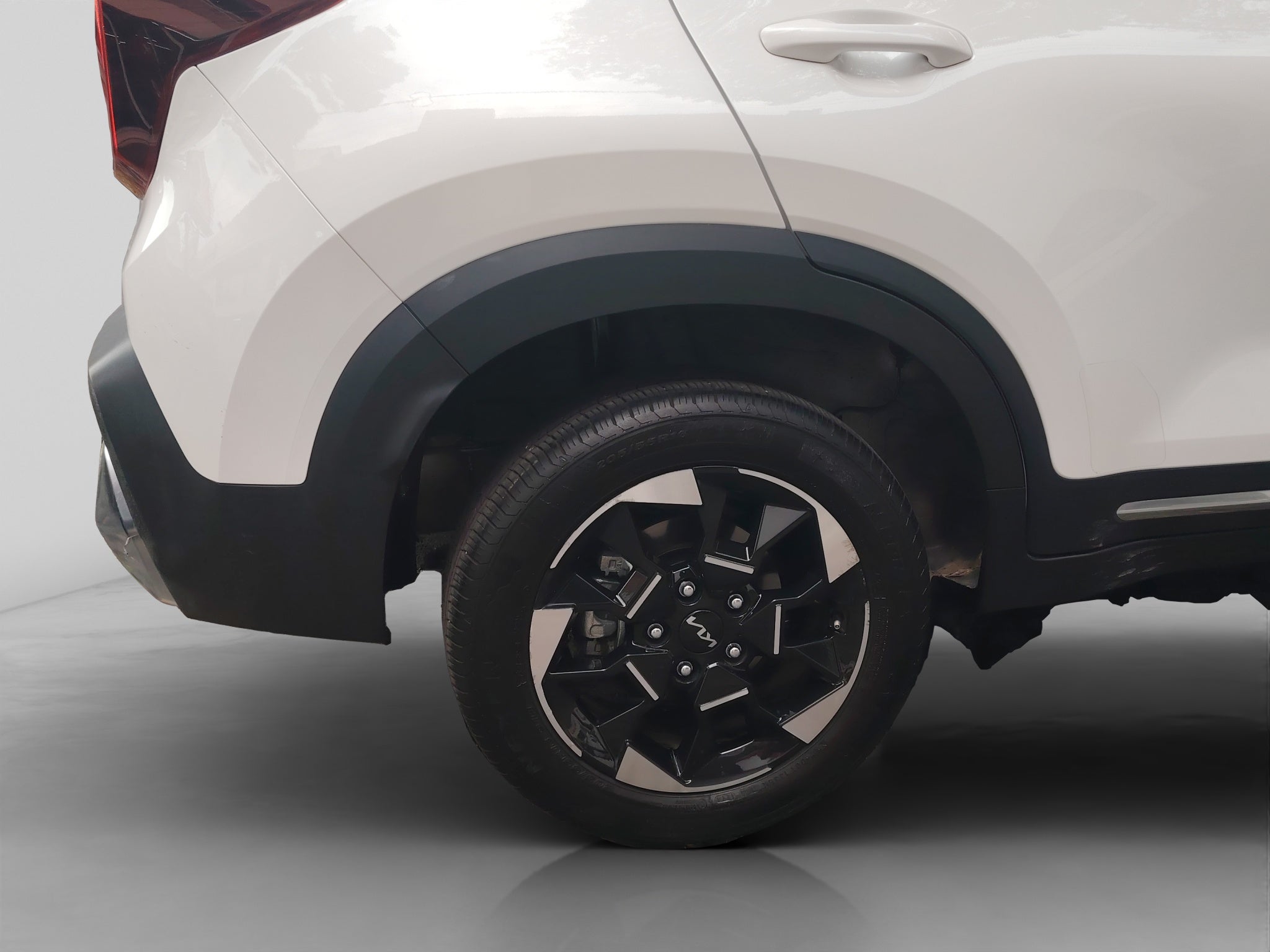 2024 Kia Sonet 1.5 Sx At