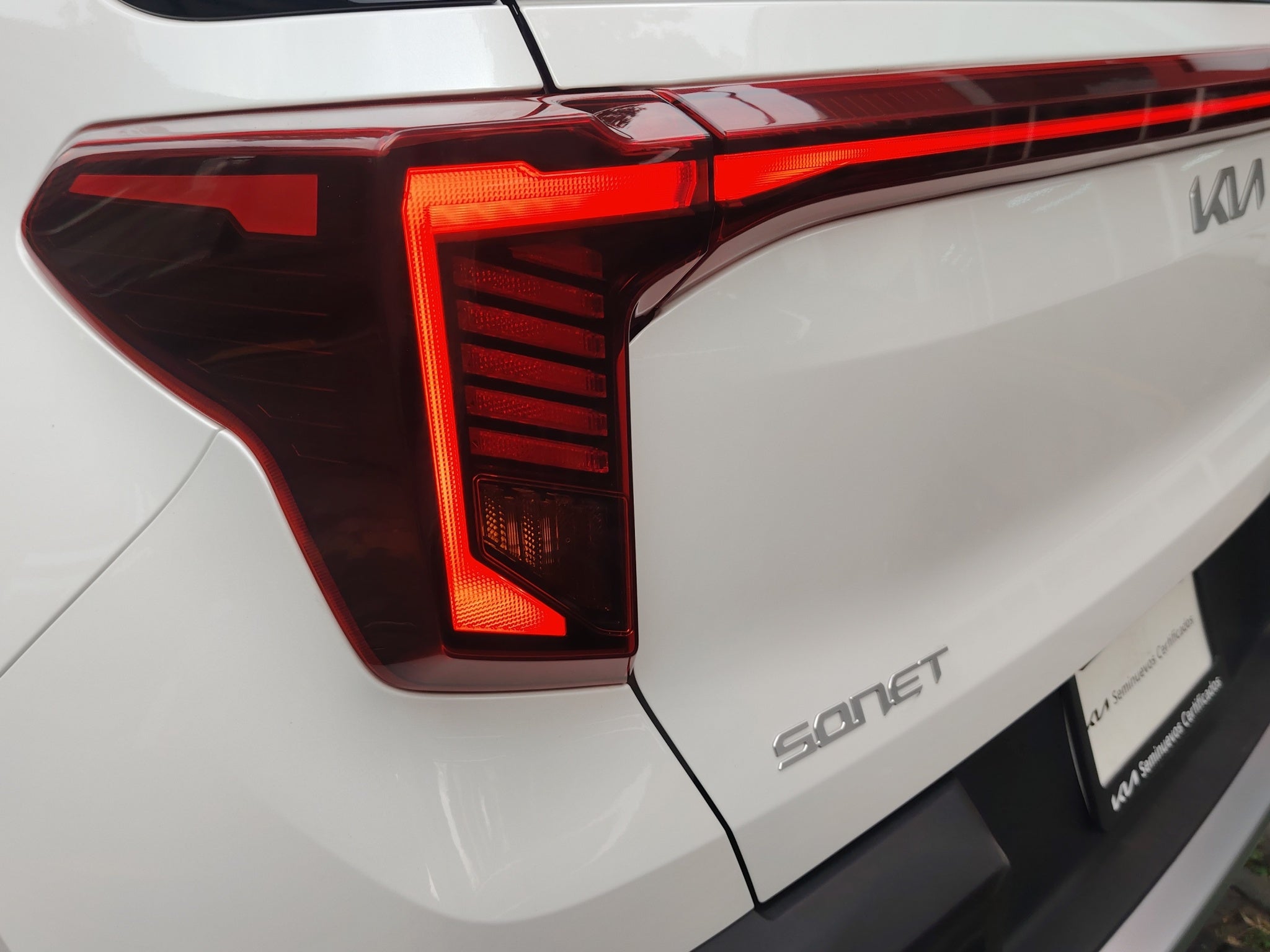 2024 Kia Sonet 1.5 Sx At