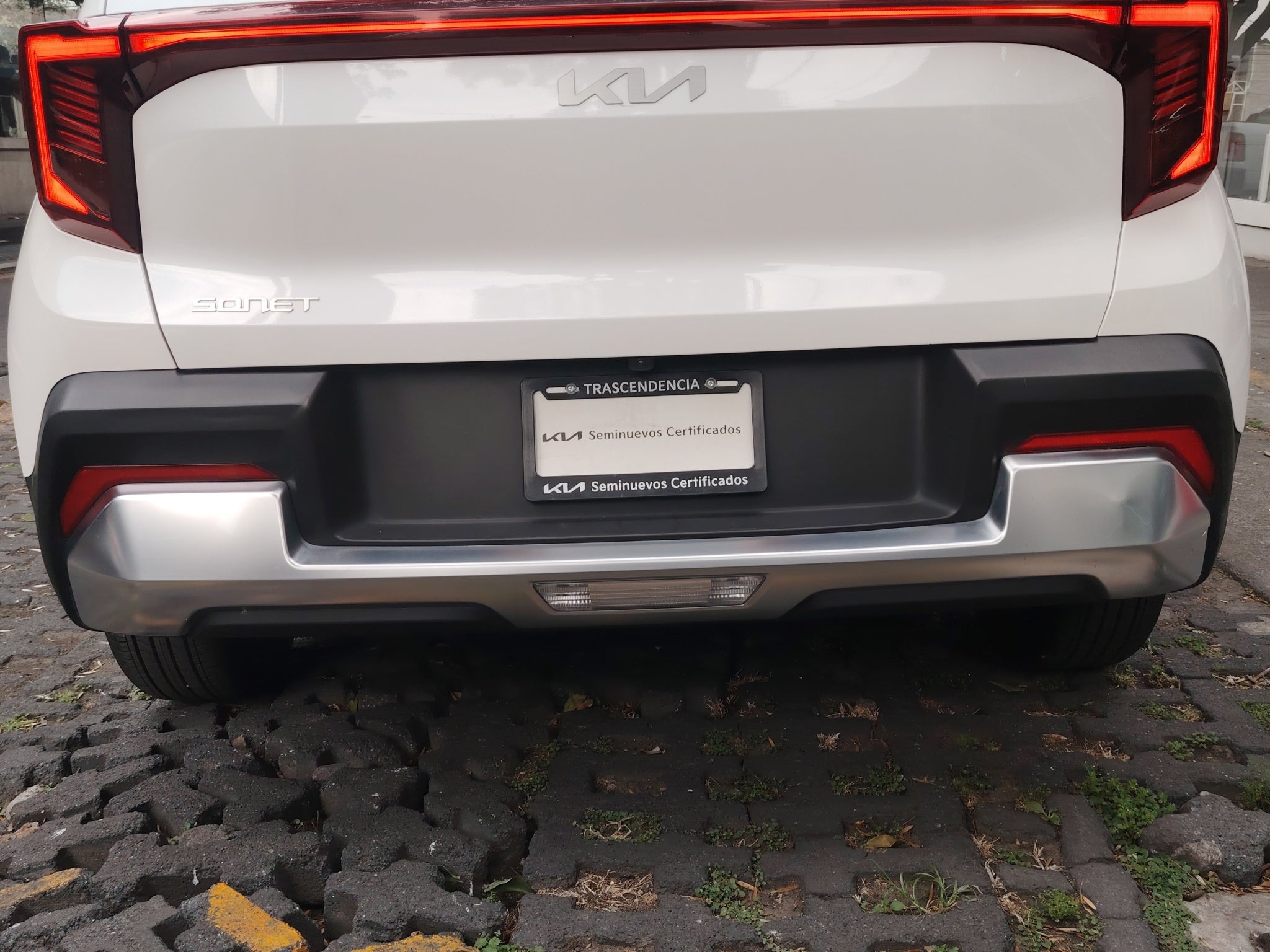 2024 Kia Sonet 1.5 Sx At