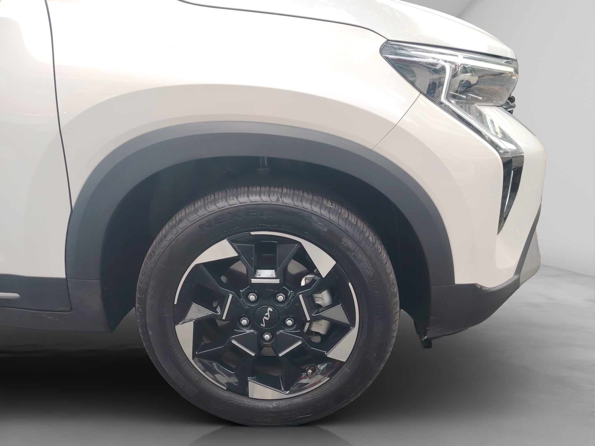 2024 Kia Sonet 1.5 Sx At