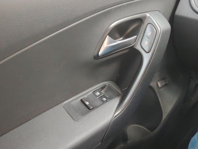 2016 Volkswagen Vento 1.6 Startline At