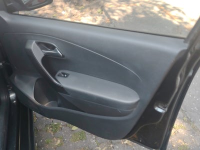 2016 Volkswagen Vento 1.6 Comfortline Mt