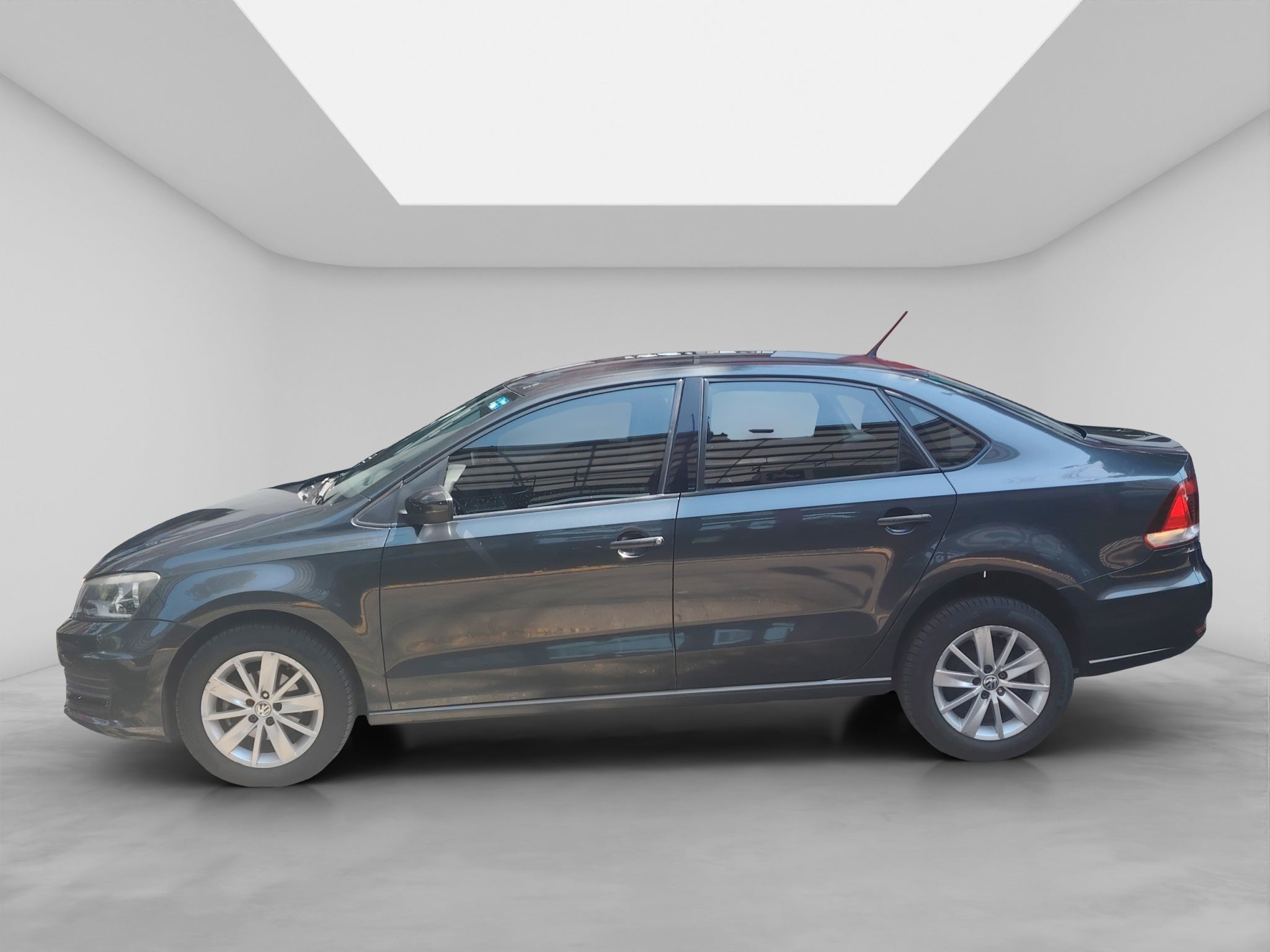 2016 Volkswagen Vento 1.6 Comfortline Mt