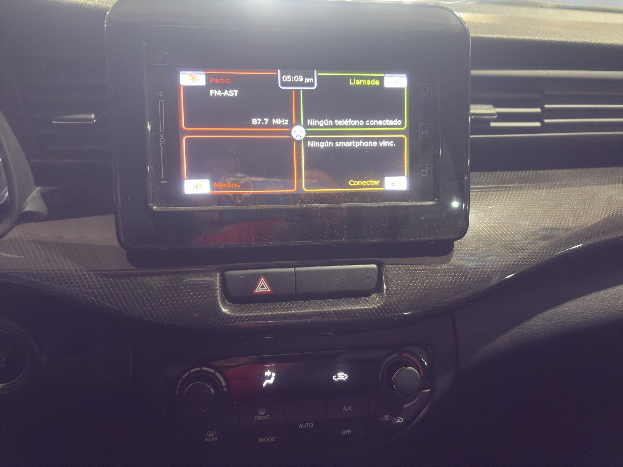 2023 Suzuki Ertiga 1.5 XL7 Glx At