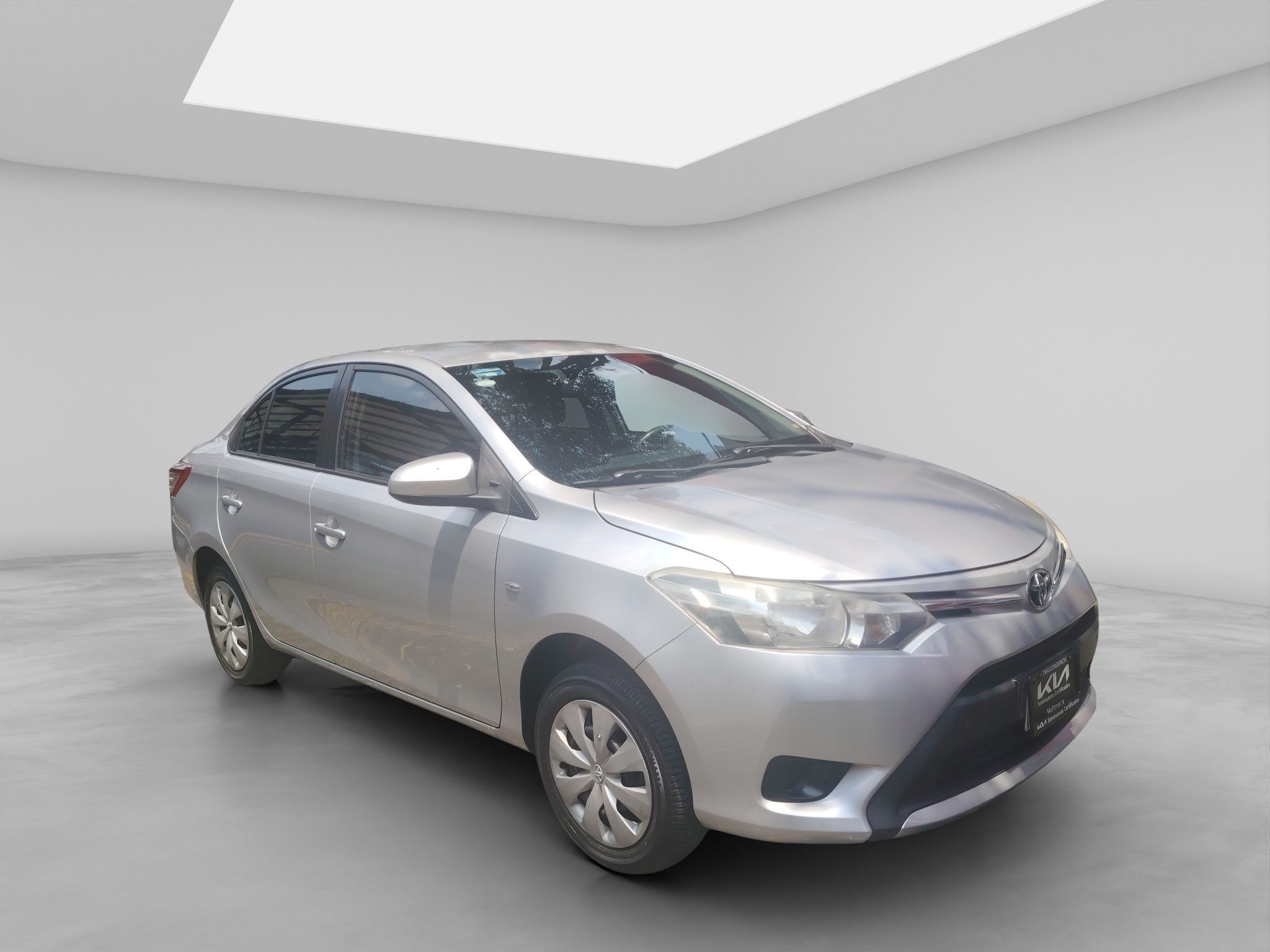 2017 Toyota Yaris 1.5 Core Cvt Sedan At