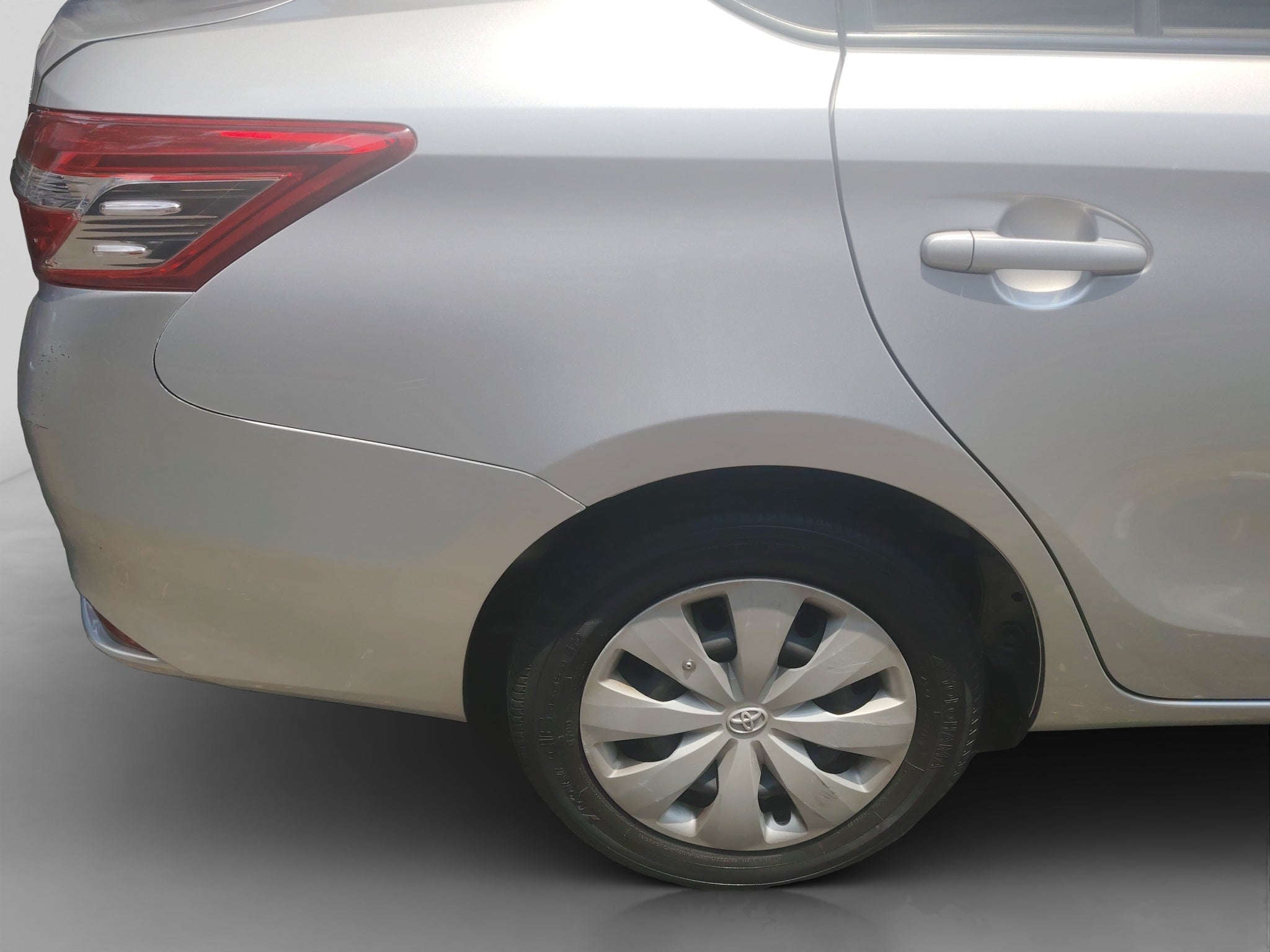 2017 Toyota Yaris 1.5 Core Cvt Sedan At