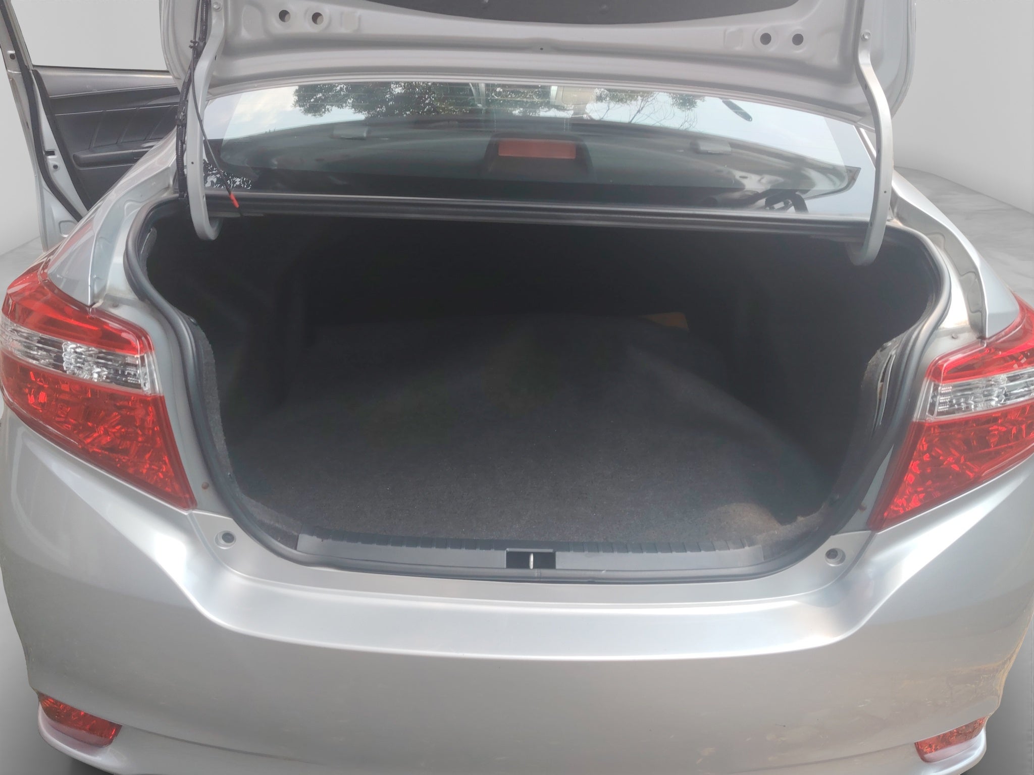 2017 Toyota Yaris 1.5 Core Cvt Sedan At