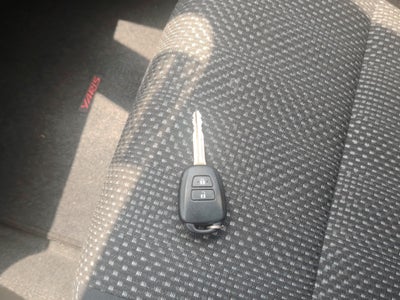 2017 Toyota Yaris 1.5 Core Cvt Sedan At