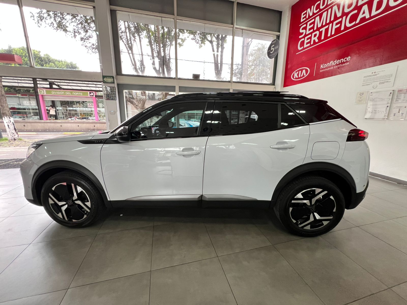 2025 Peugeot 2008 1.2 Gt At