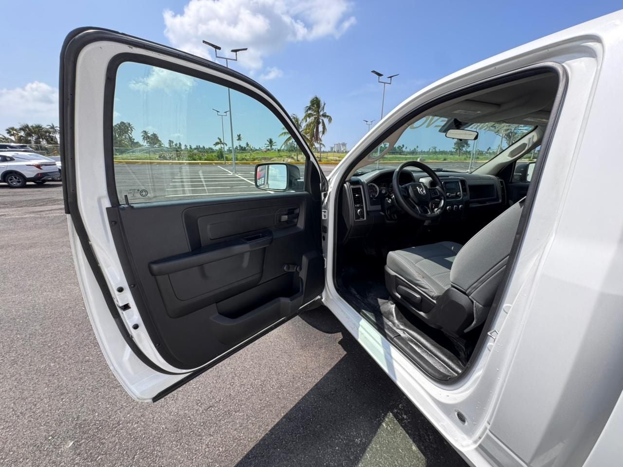 2020 RAM 1500 3.6 V6 ST Cab Regular 4x2 At