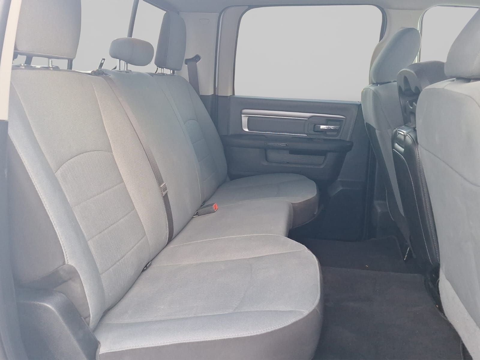 2022 RAM 1500 SLT Trabajo Crew Cab